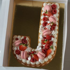 Letter Cake Vanille fruits rouges
